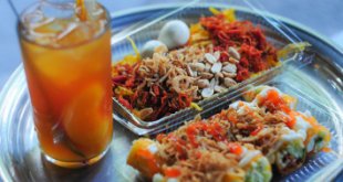 Top 14 Các món ăn vặt ngon nhất ở chợ Phủ, Quốc Oai, Hà Nội